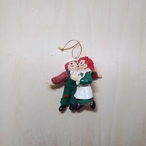 Vintage Raggedy Ann & Andy‎ Hugging Christmas Ornament 1998 Resin